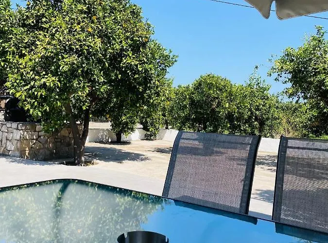 Citrus Garden Вилла *